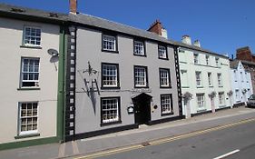 The Beacons Guest House 3*